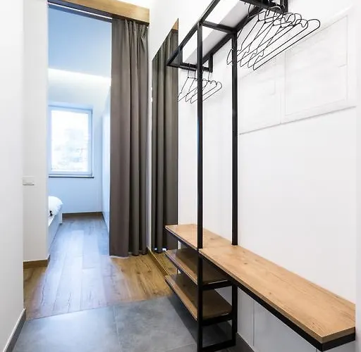 On Dauksos 18 * Kaunas